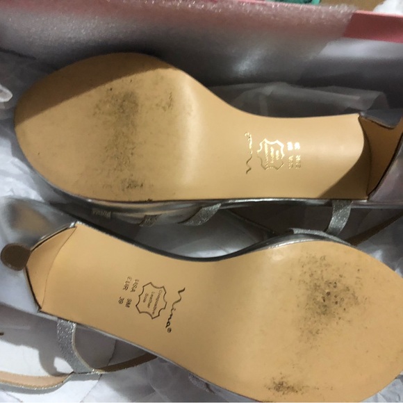 Silver glitter heels 👠 - Picture 2 of 3